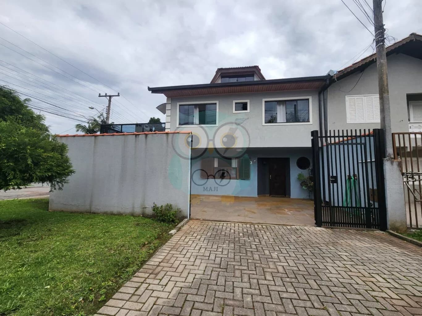 Sobrado para venda, 3 quarto(s),  Guabirotuba, Curitiba - SO635