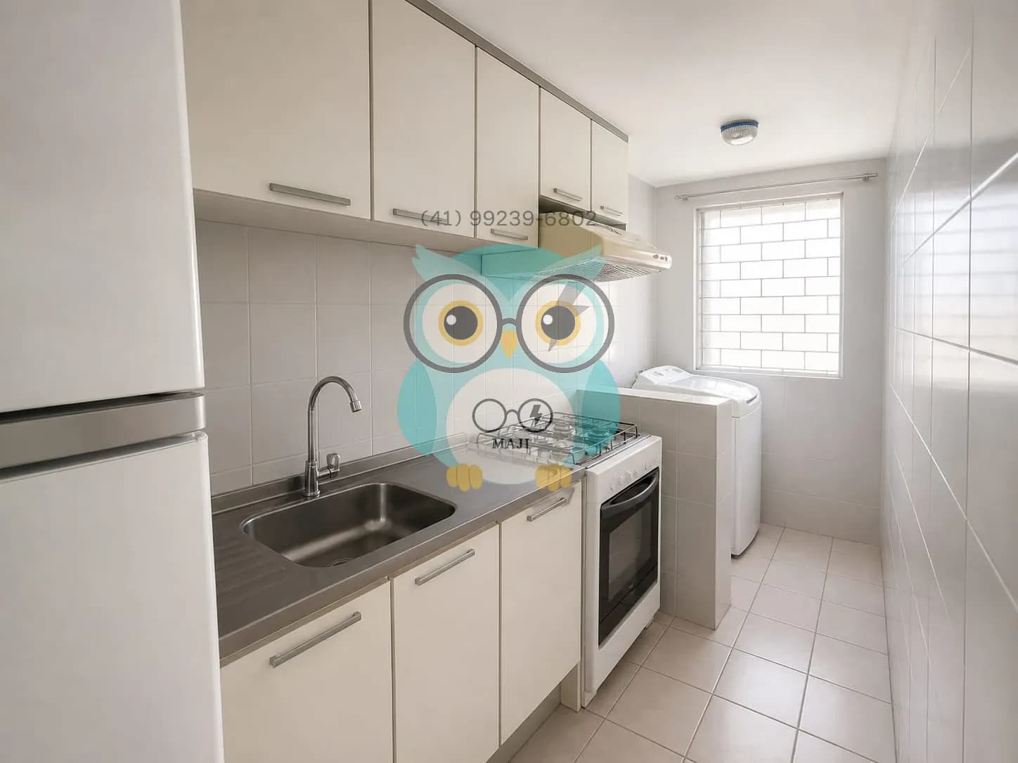 Apartamento térreo com 55 m² no Bairro Portão.