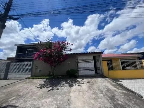 🏡✨ LINDA CASA À VENDA NO CIC – CURITIBA/PR ✨🏡