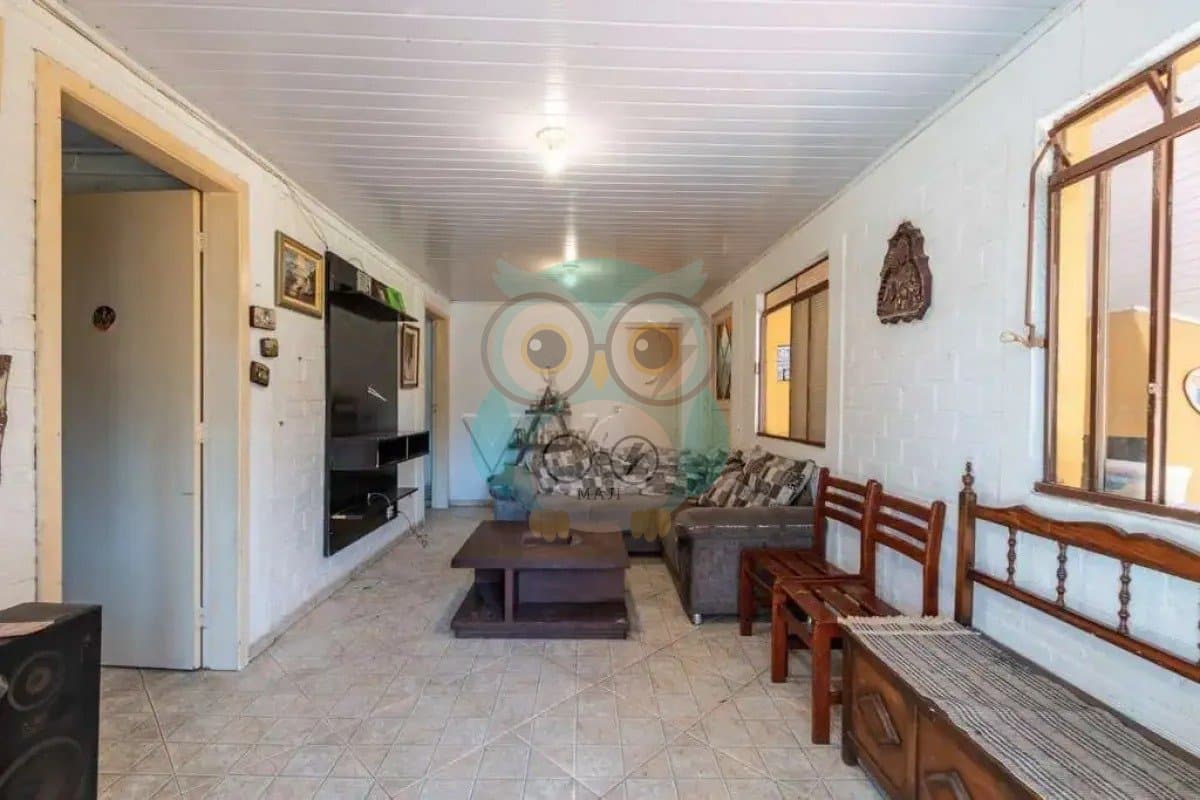 🏡✨ CASA COM AMPLO TERRENO EM COLOMBO! ✨🏡 - ver mais fotos