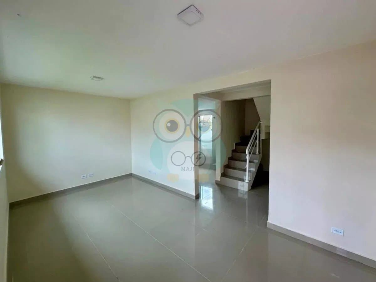 Sobrado para venda, 2 quarto(s), Eucaliptos, Fazenda Rio Grande - SO588 - ver mais fotos