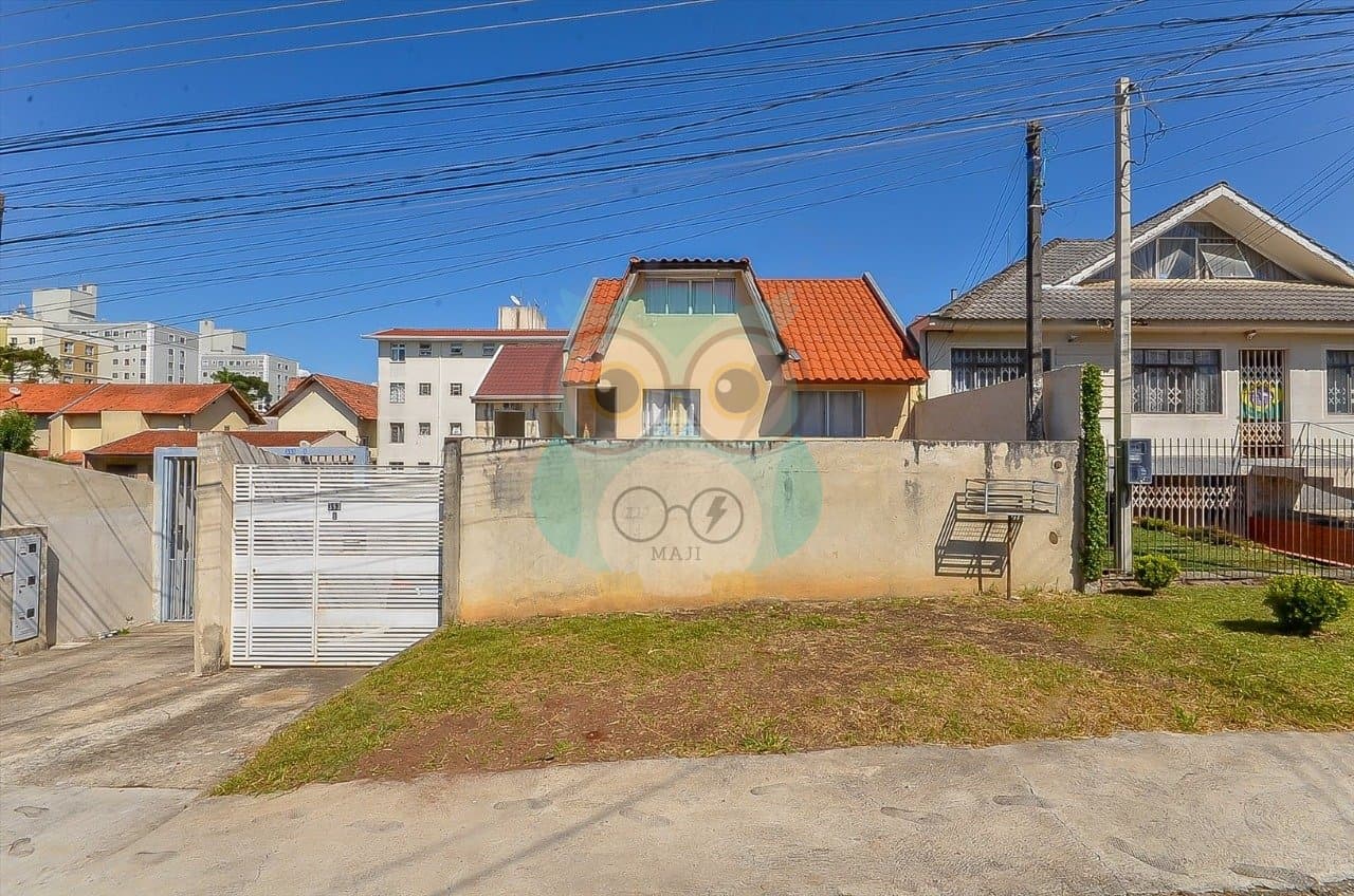 🏡 Sobrado à Venda – Santa Cândida | Curitiba - foto 1