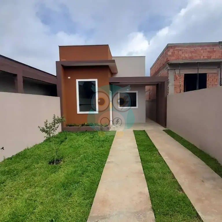 🏡✨ CASA TÉRREA DE FRENTE PARA A RUA EM COLOMBO! ✨🏡 - foto 1